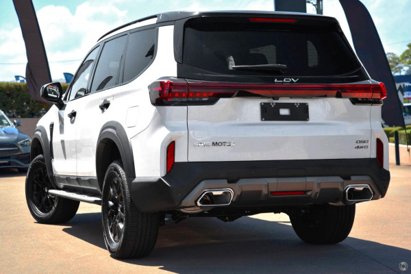 2025 LDV D90 SV9A Executive SUV Image 5