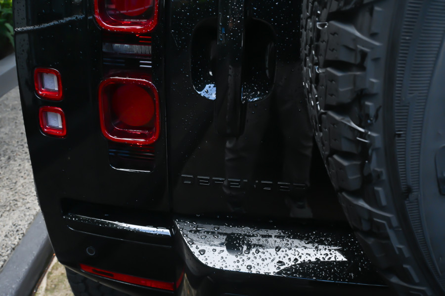 2025 MY25.5 Land Rover Defender L663 110 D350 X-Dynamic SE SUV