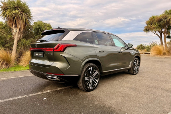 2026 MG QS Essence SUV Image 3