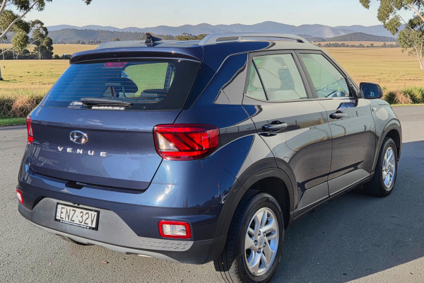 2021 Hyundai Venue QX.V3 Active SUV Image 7