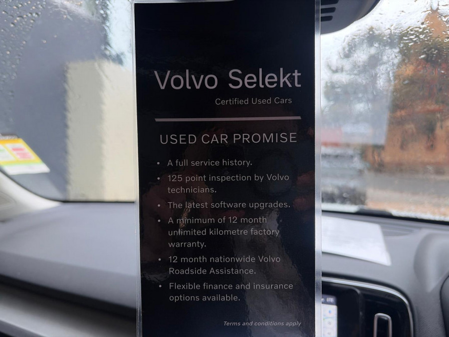 2025 MY26 Volvo XC40 XZ Plus B4 SUV Image 14
