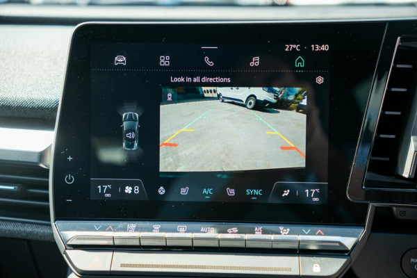 2024 Renault Megane E-Tech XCB Techno EV60 Wagon Image 14