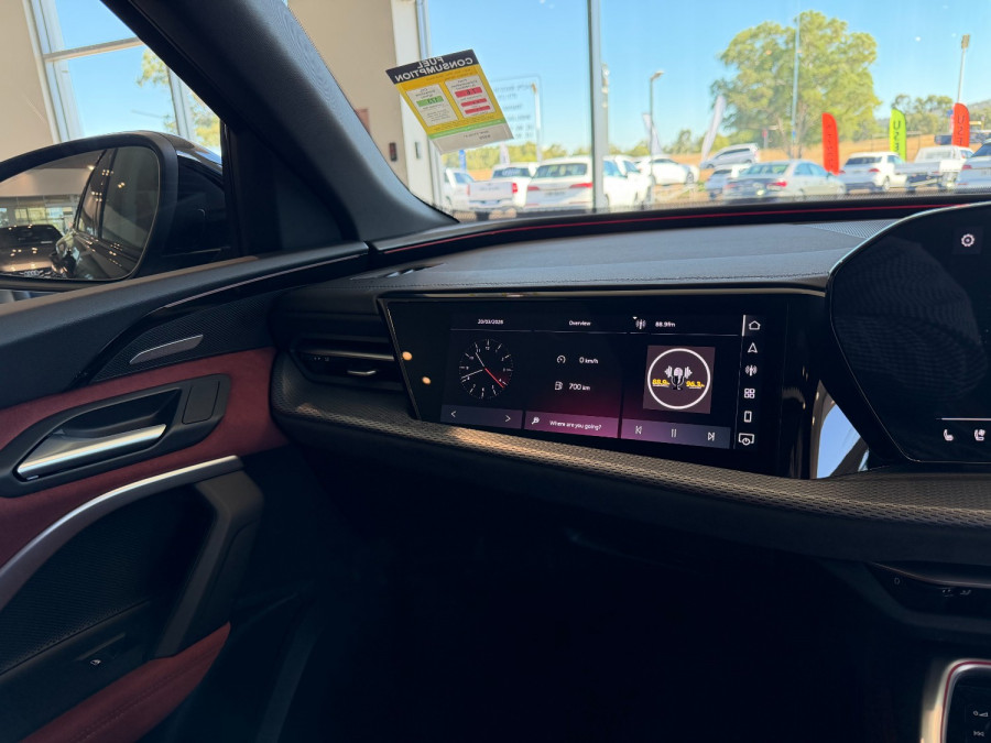 2025 Audi SQ5 GU  SUV Image 16