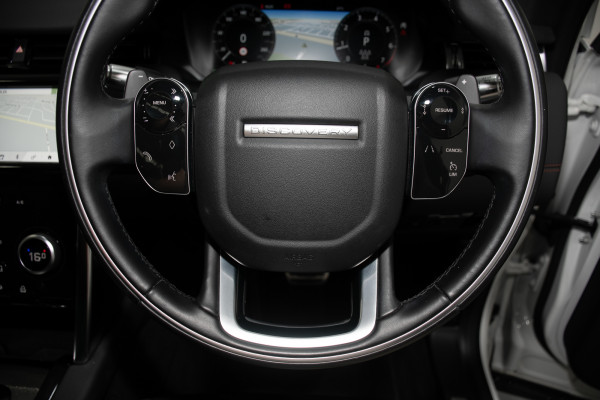 2020 Land Rover Discovery Sport SE SUV Image 17
