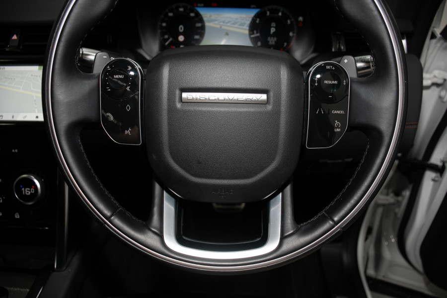 2020 Land Rover Discovery Sport SE SUV Image 17