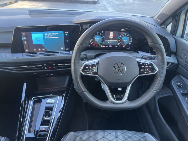 2024 [THIS VEHICLE IS SOLD] image 11