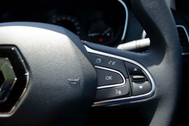 2018 MY17 Renault Megane Sedan LFF Zen Sedan