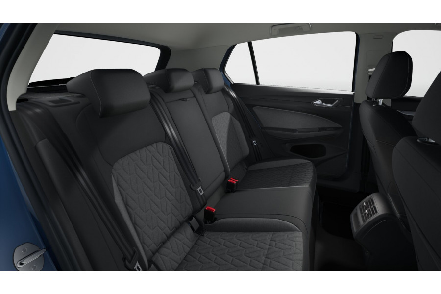 2025 Volkswagen Golf 8.5 110TSI Life Hatch Image 10