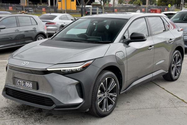 2023 Toyota bZ4X XEAM10R SUV Image 22