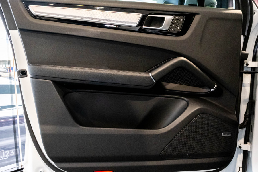 2022 MY23 Porsche Cayenne S Platinum Edition Coupe
