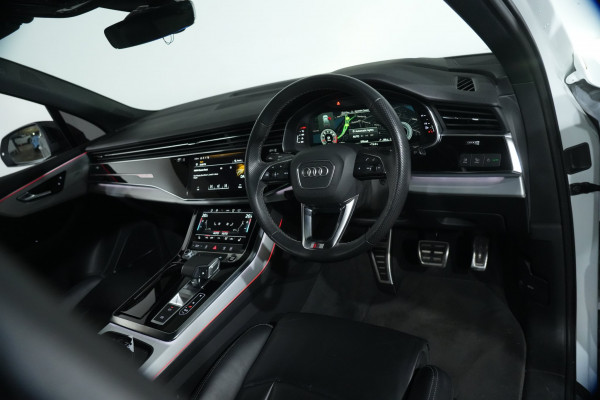 2022 Audi Q7 4M 55 TFSI S line SUV image 13