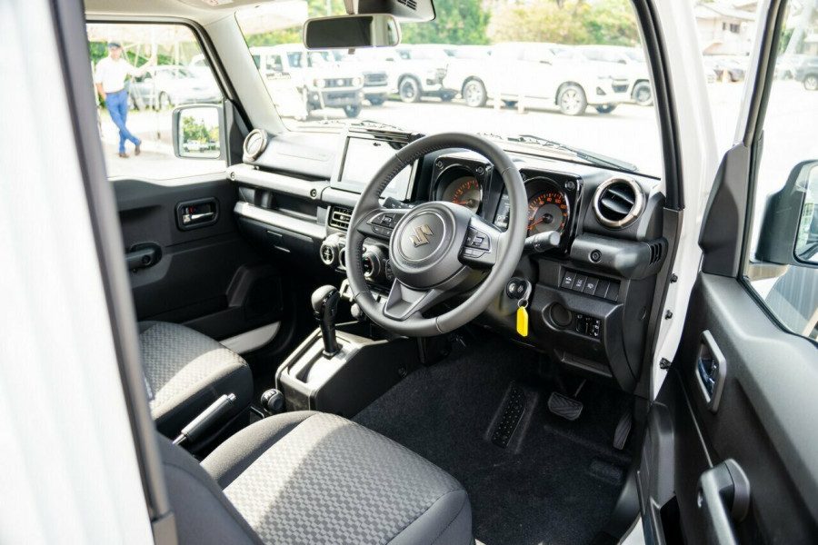 2024 Suzuki Jimny JB74 GLX Coupe Image 9