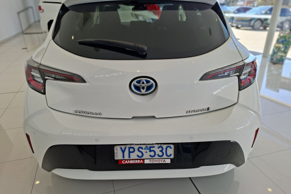 2022 Toyota Corolla ZWE219R  SX Hybrid Hatch Image 8