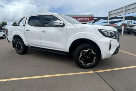 Nissan Navara ST-X D23