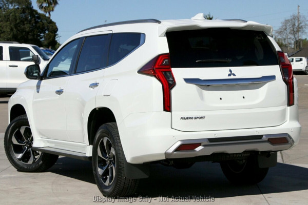 2024 Mitsubishi Pajero Sport QG Exceed SUV Image 3