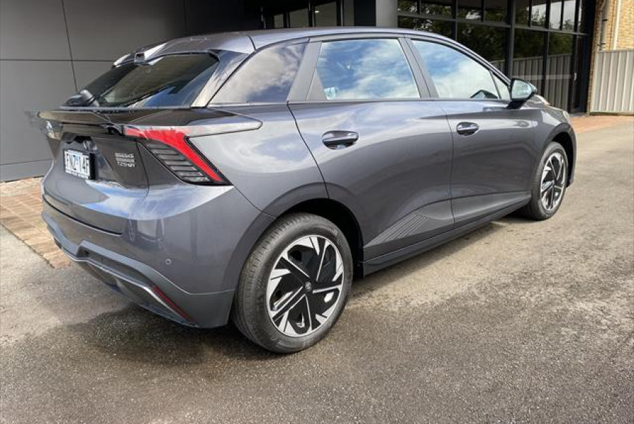 2024 MG MG4 Excite 51 SUV Image 8