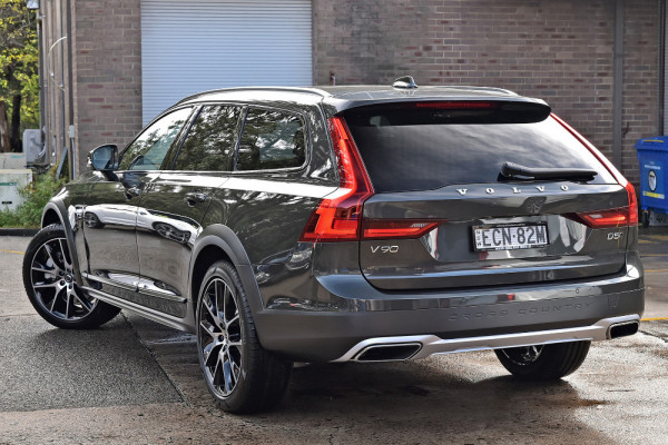 2019 MY20 Volvo V90 Cross Country D5 Wagon Image 4