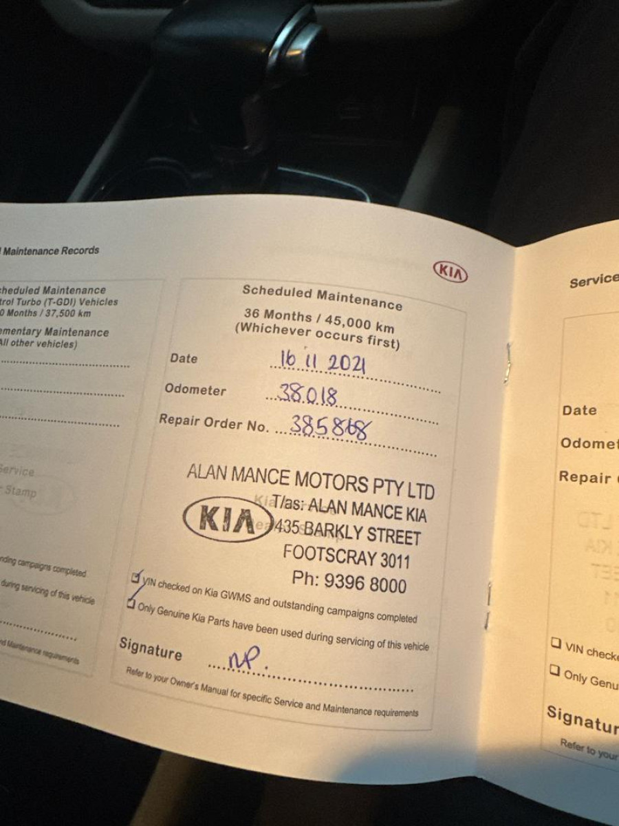 2017 MY18 Kia Carnival YP SLi Van Image 26