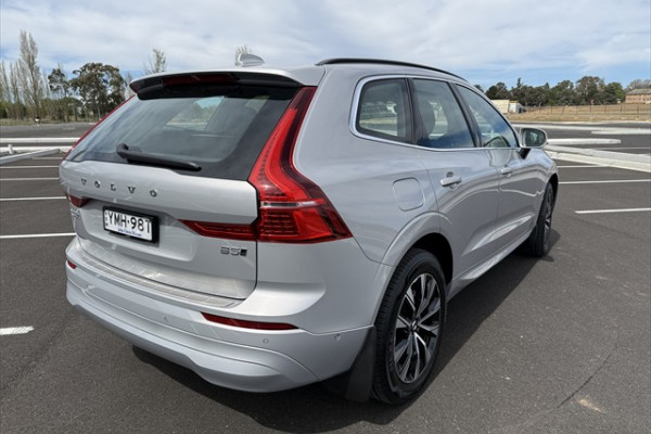 2023 Volvo XC60 UZ Plus B5 SUV Image 4