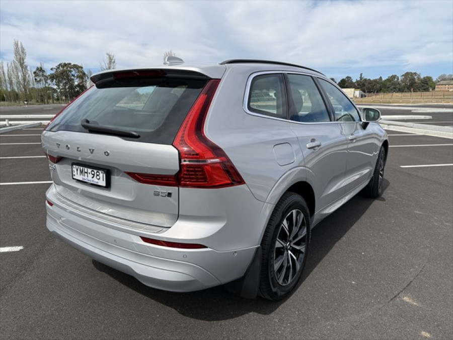 2023 Volvo XC60 UZ Plus B5 SUV Image 4