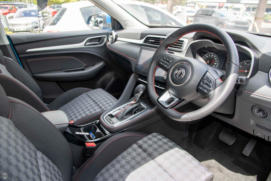2024 MG ZST  Core SUV Image 7