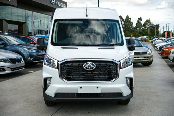 2025 MY24 LDV Deliver 9  11-Seat Bus Image 5
