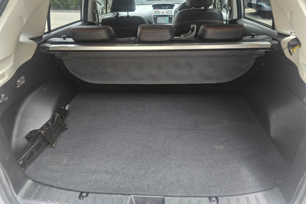 2017 Subaru XV G4-X 2.0i-S SUV Image 10