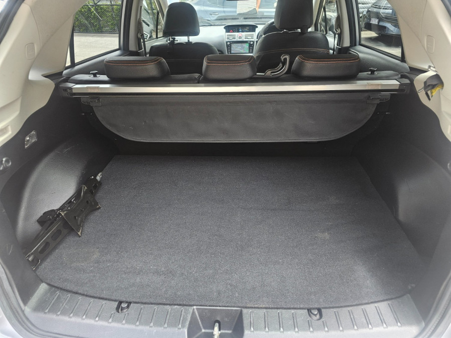 2017 Subaru XV G4-X 2.0i-S SUV Image 10