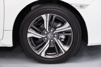 2019 Honda Civic Sedan 10th Gen VTi-LX Sedan