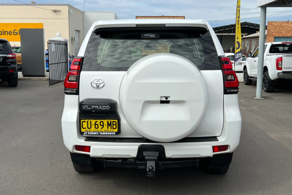 2019 Toyota LandCruiser Prado GX Wagon Image 5