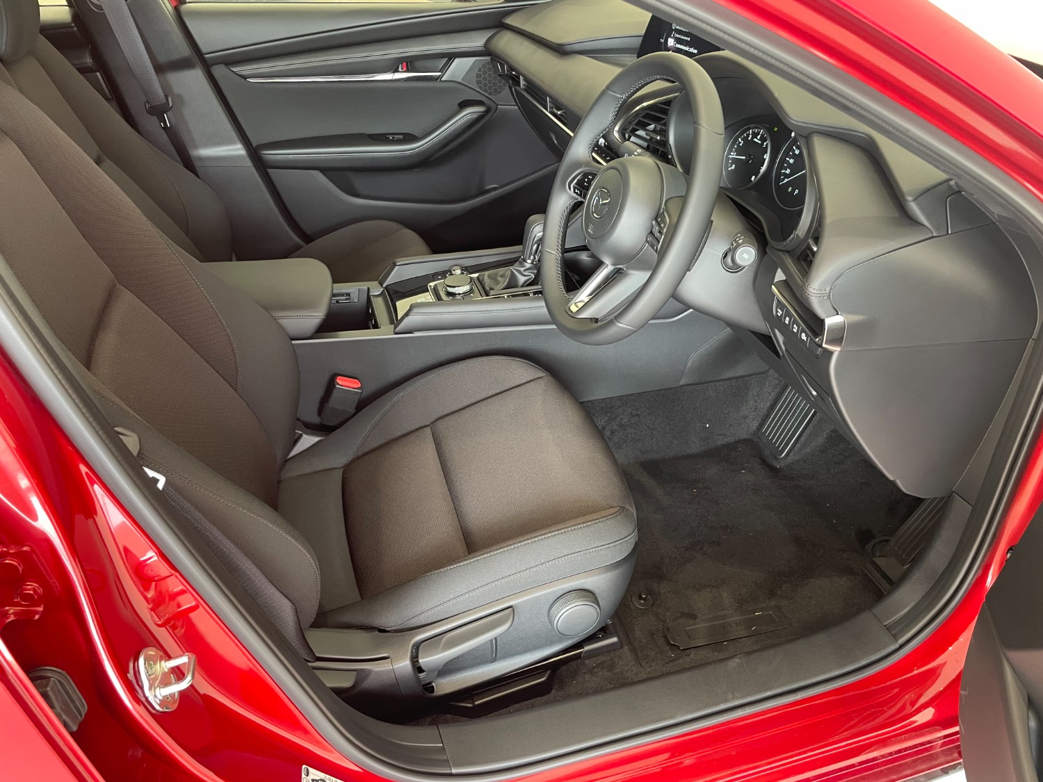 2024 Mazda 3 BP Series G20 Evolve Hatch Image 11