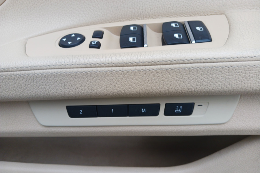 2009 MY10 BMW 7 Series F01 Tw.Turbo 740i Sedan Image 23