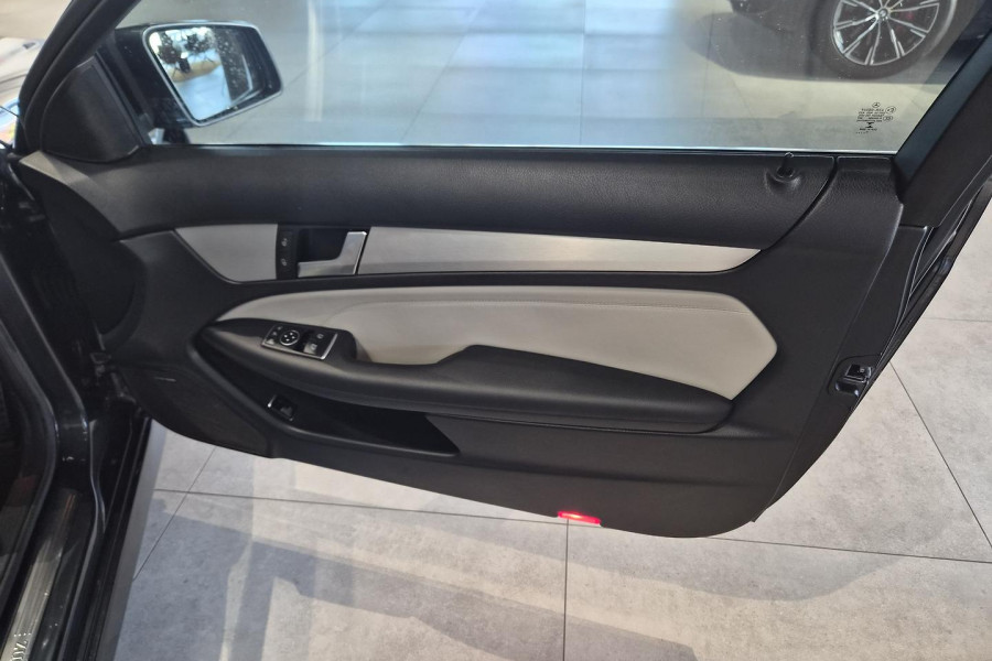 2014 Mercedes-Benz C-Class C204 C250 Coupe