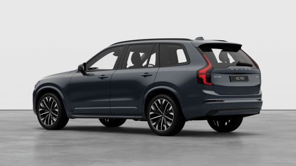 2026 Volvo XC90 L Series Ultra B5 Dark SUV image 3