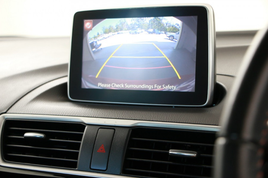 2015 Mazda 3 BM5238 SP25 Sedan Image 19