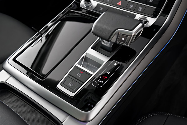 2026 MY25 Audi Q7 4M TFSI 185kW SUV image 14