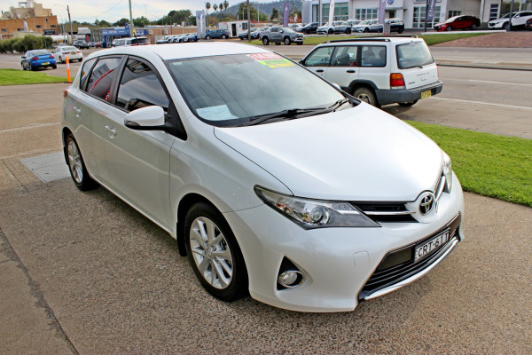 2014 Toyota Corolla Ascent Sport Hatch