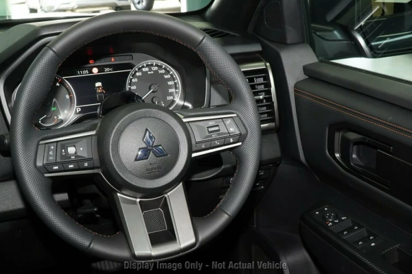 2026 Mitsubishi Triton MV Raider Ute Image 6