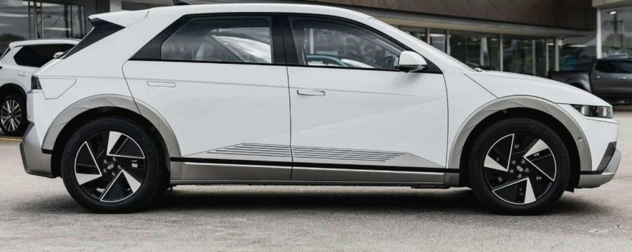 2025 MY26 Hyundai IONIQ 5 NE.V6 Elite SUV Image 2