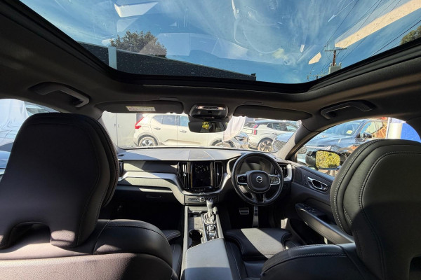 2020 Volvo XC60 UZ T6 R-Design SUV Image 6