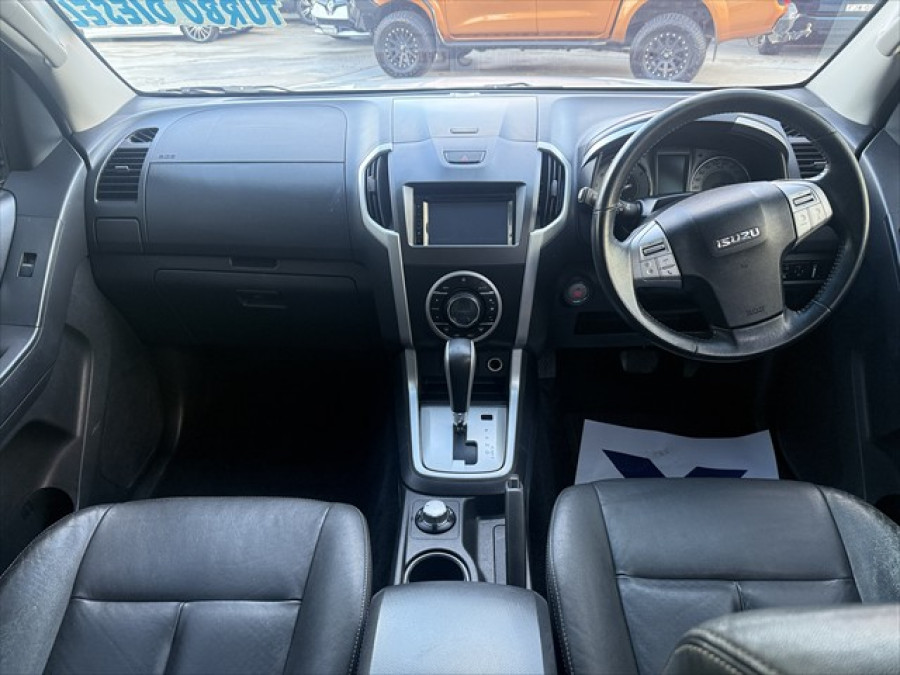2015 Isuzu MU-X LS-T SUV Image 13
