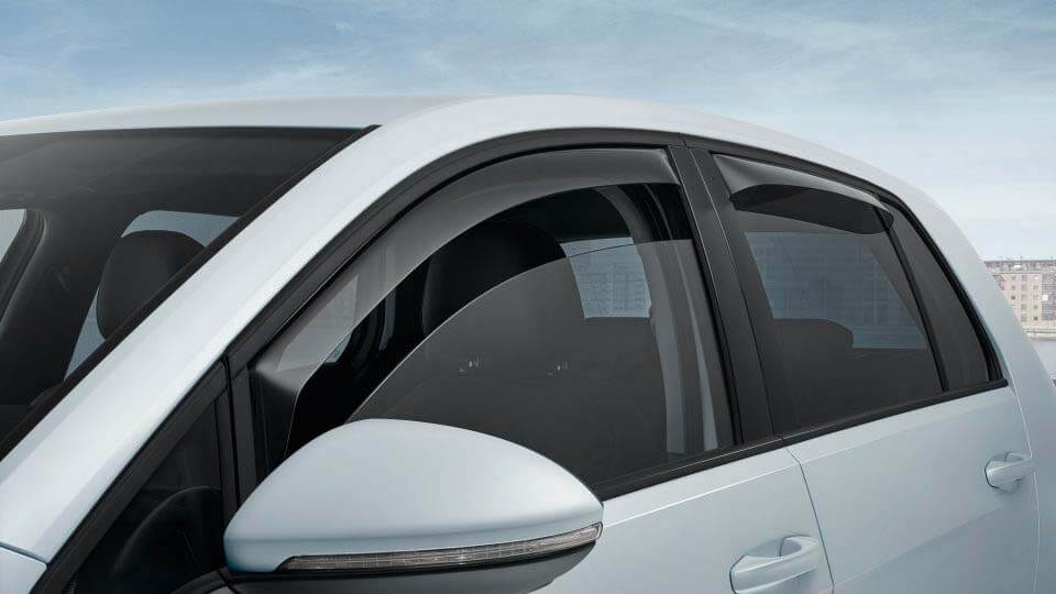 Slimline weathershields