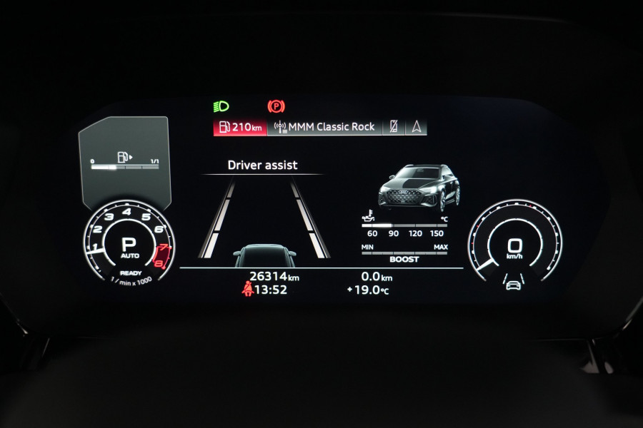 2023 Audi RS 3 Hatch Image 14