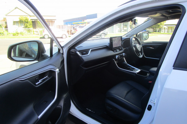 2022 MYov Toyota RAV4 AXAH54R Cruiser SUV Image 16