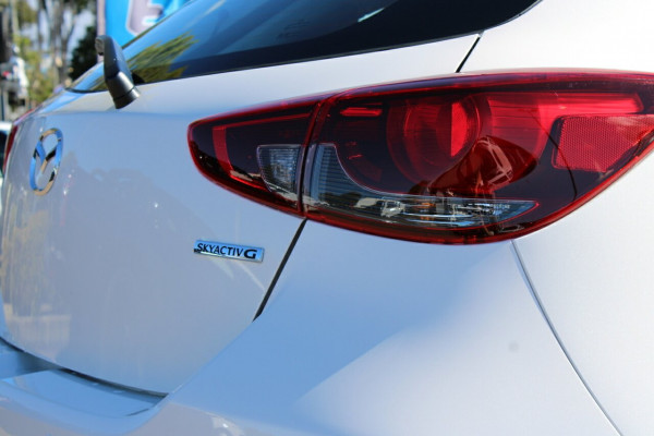 2026 Mazda 2 DJ Series G15 Evolve Hatch Image 4