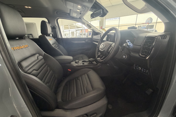 2026 MY26.5 Ford Everest UB Tremor SUV Image 13