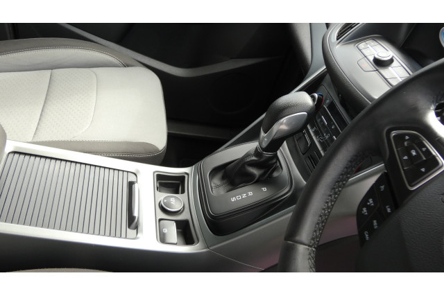 2017 Ford Escape ZG TREND FWD SUV Image 16