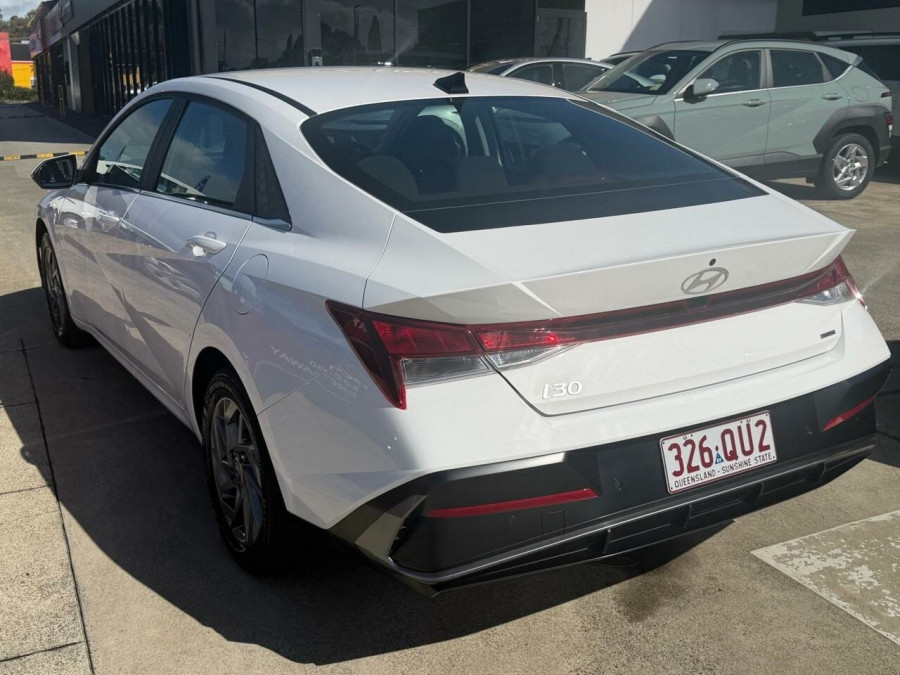 2024 MY25 Hyundai i30 CN7.V2 Elite Hybrid Sedan Image 6