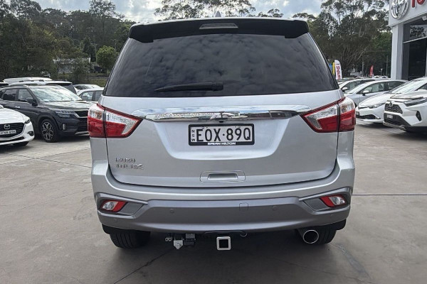 2021 Isuzu MU-X RJ LS-T SUV Image 6