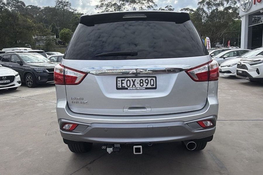 2021 Isuzu MU-X RJ LS-T SUV Image 6